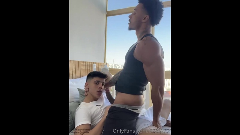 Bruno black (brublack) fucks victor queiroz (victorqrz)